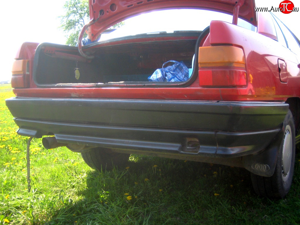4 399 р. Накладка заднего бампера Sport  Audi 100  C3 (1982-1987)