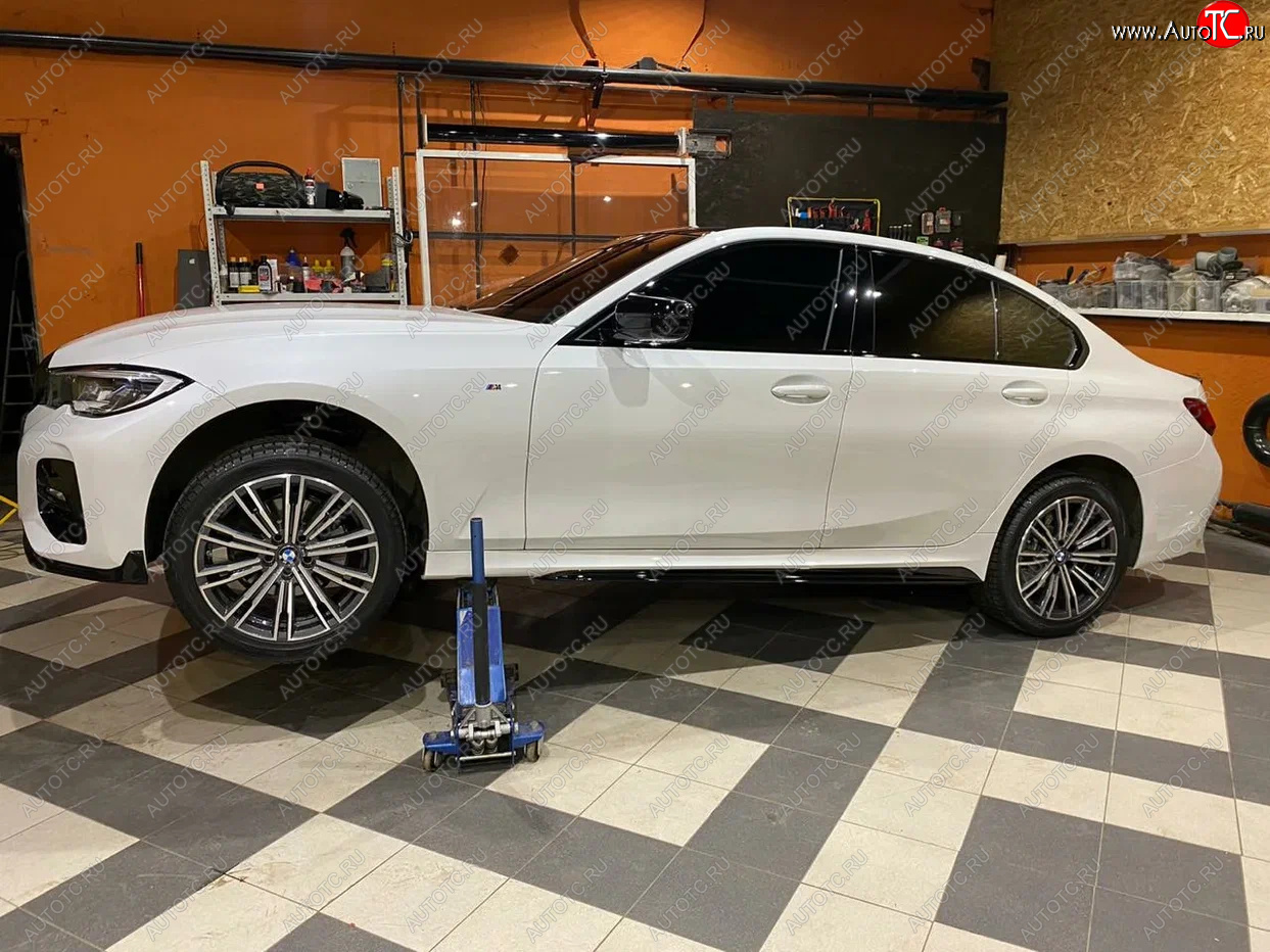 11 499 р. Пластиковые накладки M порогов BMW 3 серия G20 седан (2018-2022) (цвет: черный глянец)
