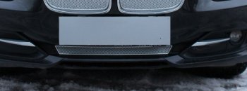 3 799 р. Защитная сетка радиатора в бампер Стрелка 11 Премиум (алюминий)  BMW 3 серия ( F30,  F31) (2012-2015) (Цвет: хром). Увеличить фотографию 1