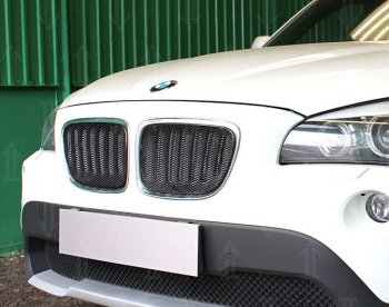 5 999 р. Защитная сетка решетки радиатора Стрелка 11 Премиум (алюминий)  BMW X1  E84 (2009-2015) (Цвет: черный). Увеличить фотографию 1