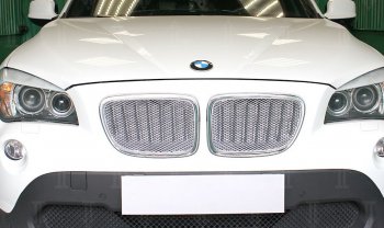 6 399 р. Защитная сетка решетки радиатора Стрелка 11 Премиум (алюминий)  BMW X1  E84 (2009-2015) (Цвет: хром). Увеличить фотографию 2