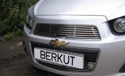 4 399 р. Декоративная вставка решетки радиатора Berkut Chevrolet Aveo T300 седан (2011-2015). Увеличить фотографию 1