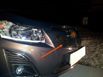 2 889 р. Защитная сетка решетки радиатора Стрелка 11 Стандарт (алюминий/пластик)  Chevrolet Cruze ( седан,  хэтчбек,  универсал) (2012-2015) (Цвет: черный). Увеличить фотографию 1