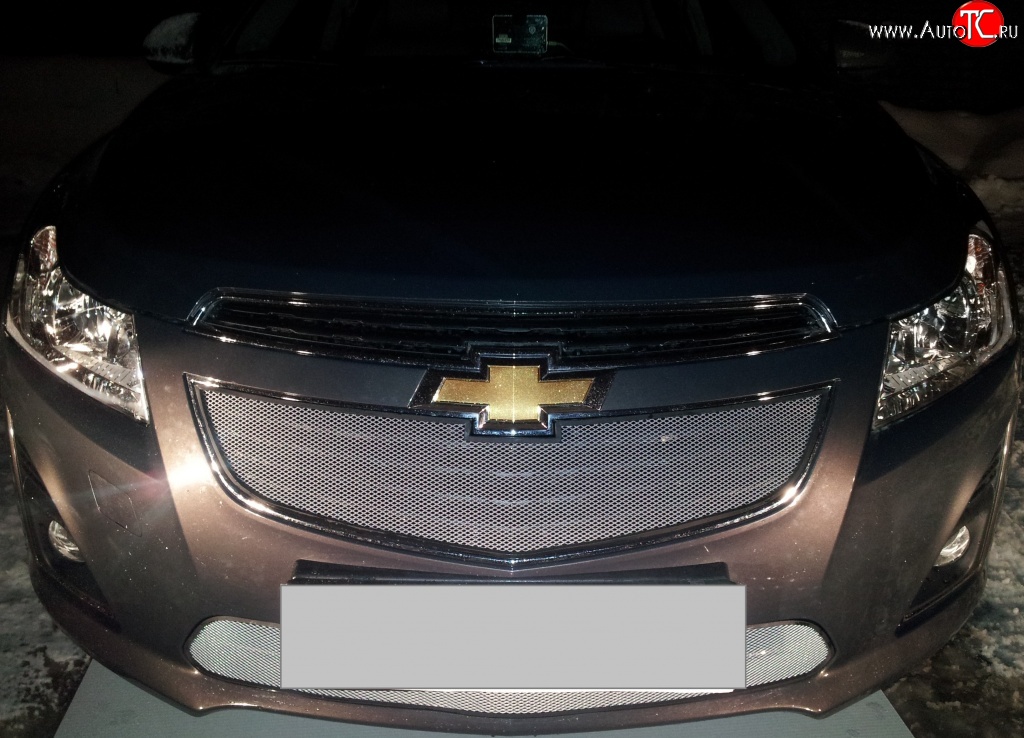 1 599 р. Сетка в решетку радиатора Russtal  Chevrolet Cruze ( седан,  хэтчбек,  универсал) (2012-2015) (хром)