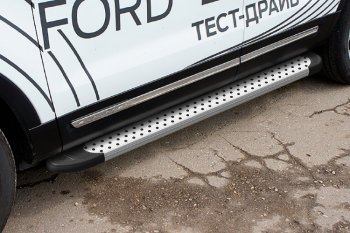 19 749 р. Пороги алюминиевые Slitkoff  Ford Explorer  U502 (2015-2018) (Standart Silver). Увеличить фотографию 1
