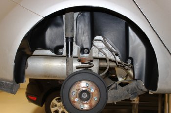 61 р. Левый подкрылок задний TOTEM Ford Fiesta 6 хэтчбэк 3 дв. рестайлинг (2012-2019). Увеличить фотографию 4