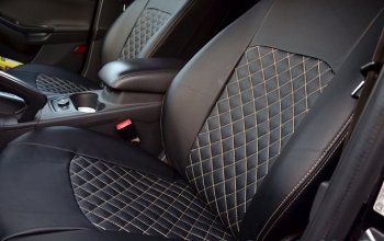 6 399 р. Чехлы для сидений Lord Autofashion Турин Ромб (экокожа)  Ford Fiesta  6 (2012-2019) (Чёрный, вставка чёрная, строчка бежевая). Увеличить фотографию 3