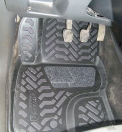 1 369 р. Комплект ковриков в салон Aileron 4 шт. (полиуретан, 3D с подпятником) Ford Focus 2 седан рестайлинг (2007-2011). Увеличить фотографию 3
