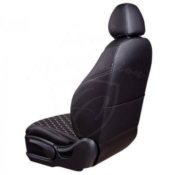 16 749 р. Чехлы для сидений Lord Autofashion Байрон (экокожа, Trend, раздельная спинка и сиденья, без подлокотника, 3 Г-образных подголовника)  Ford Focus  3 (2010-2019) (Черный, вставка черная, строчка бежевая). Увеличить фотографию 5