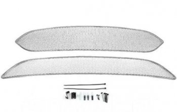 1 099 р. Сетка в воздухозаборник бампера Arbori (15 мм, кроме комплектации Titanium)  Ford Focus  3 (2014-2019) (Хром). Увеличить фотографию 1