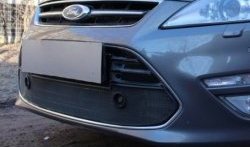 2 149 р. Защитная сетка на бампер (с парктрониками) Russtal (черная) Ford Mondeo Mk4,BD рестайлинг, седан (2010-2014). Увеличить фотографию 1