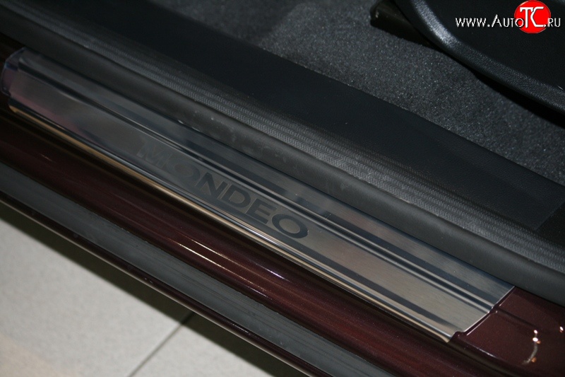 2 429 р. Комплект накладок на порожки автомобиля Novline  Ford Mondeo (2007-2010)