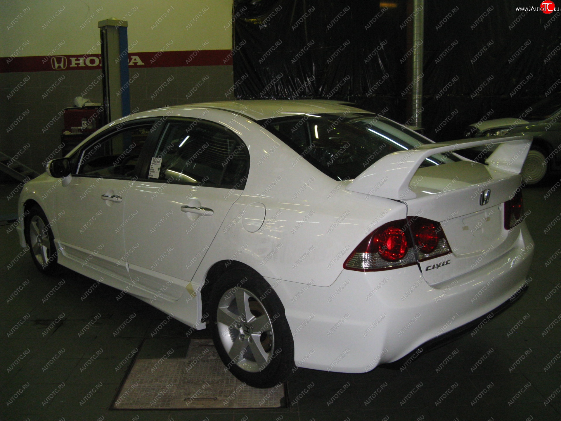 3 349 р. Спойлер Lit company Honda Civic 8 FD дорестайлинг, седан (2005-2008) (Неокрашенный)