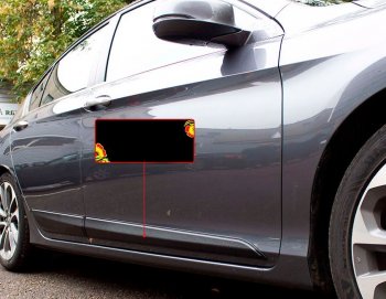 1 199 р. Молдинг двери RA (передний правый)  Honda Accord  9 седан CR (2013-2016) (Поверхность глянец под покраску, Неокрашенный). Увеличить фотографию 1