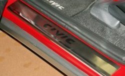 2 744 р. Комплект накладок на порожки автомобиля Novline Honda Civic 8 FK/FN дорестайлинг, хэтчбэк 5 дв. (2005-2008). Увеличить фотографию 1