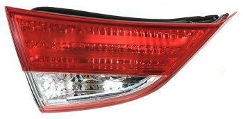 1 379 р. Левый фонарь в крышку багажника SAT  Hyundai Elantra  MD (2010-2013). Увеличить фотографию 1