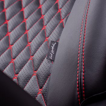16 749 р. Чехлы для сидений Lord Autofashion Байрон (экокожа, раздельная спинка, 3 П-образных подголовника)  Hyundai IX35  1 LM (2009-2018), KIA Sportage  3 SL (2010-2016) (Черный, вставка черная, строчка красная). Увеличить фотографию 2