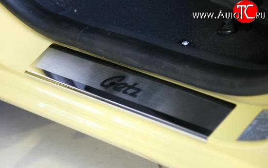 2 519 р. Комплект накладок на порожки автомобиля (5D) Novline Hyundai Getz TB хэтчбэк 5 дв. дорестайлинг (2002-2005)