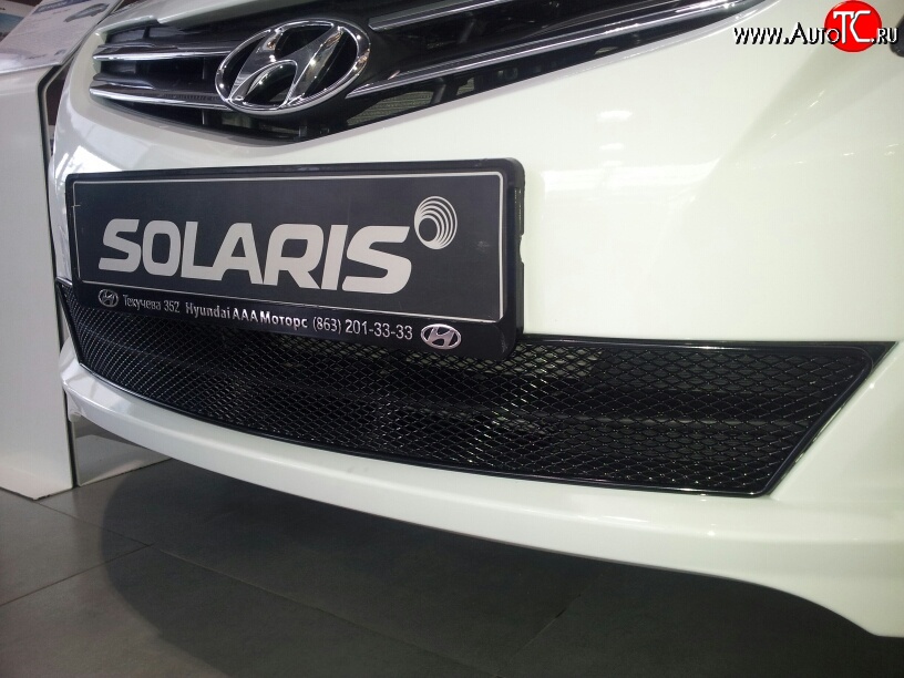 1 899 р. Сетка на бампер Novline  Hyundai Solaris  1 седан (2014-2017)