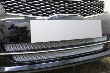 4 649 р. Защитная сетка радиатора в бампер (ячейка 3х7 мм, GT/GT-Line) Стрелка11 Стандарт  KIA Optima  4 JF (2015-2018) (хром). Увеличить фотографию 2