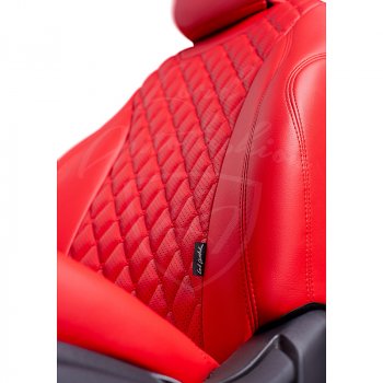 12 599 р. Чехлы для сидений Lord Autofashion Байрон (экокожа, раздельная задняя спинка, 3 Г-образных подголовника)  KIA Rio ( X-line,  X) (2017-2024) (Красный, вставка красная, строчка красная). Увеличить фотографию 3