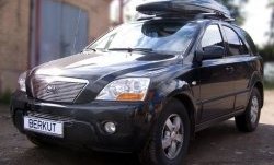 Декоративная вставка решетки радиатора Berkut KIA Sorento BL рестайлинг (2006-2010)