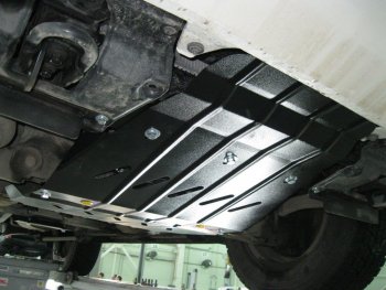 4 199 р. Защита радиатора (алюминий) Toyota Land Cruiser 200 2-ой рестайлинг (2015-2021). Увеличить фотографию 4