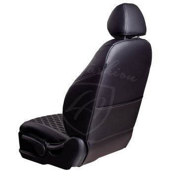 16 999 р. Чехлы для сидений Lord Autofashion Байрон (экокожа, раздельная спинка 40/20/40, подлокотник, 3 Г-образных подголовника)  Mazda CX-5  KF (2016-2024) (Черный, вставка черная, строчка серая). Увеличить фотографию 2