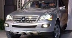 17 299 р. Накладка на передний бампер CT Mercedes-Benz ML class W164 дорестайлинг (2005-2008) (Неокрашенная). Увеличить фотографию 1