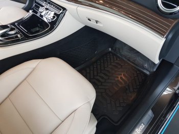 1 699 р. Комплект ковриков в салон Aileron 3D (с подпятником) Mercedes-Benz C-Class W205 дорестайлинг седан (2015-2018). Увеличить фотографию 7