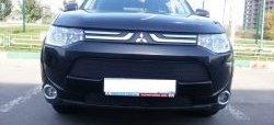 3 999 р. Сетка на бампер (рестайлинг) Russtal (черная)  Mitsubishi Outlander  GF (2012-2014). Увеличить фотографию 1