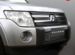 5 799 р. Декоративная вставка воздухозаборника дорестайлинг Berkut Mitsubishi Pajero 4 V90 дорестайлинг (2006-2011). Увеличить фотографию 1