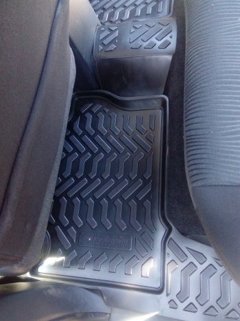 1 489 р. Комплект ковриков в салон (с подпятником) Aileron 3D  Mitsubishi Pajero Sport  3 QE (2015-2021). Увеличить фотографию 5
