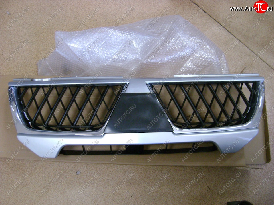 8 399 р. Решётка радиатора SAILING Mitsubishi Pajero Sport 1 PA рестайлинг (2004-2008)