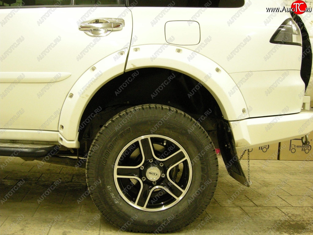 15349р Накладки на колёсные арки BUSHWACKER Mitsubishi Pajero Sport 2 PB  Неокрашенные купить