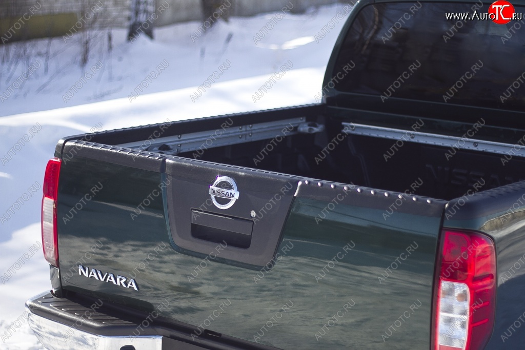 1 799 р. Накладки на борта кузова автомобиля RA Nissan Navara 2 D40 дорестайлинг (2004-2010) (Задний откидной борт)