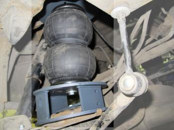 20 999 р. Комплект вспомогательной пневмоподвески на заднюю ось Aride  Nissan Patrol  5 (1997-2010). Увеличить фотографию 1
