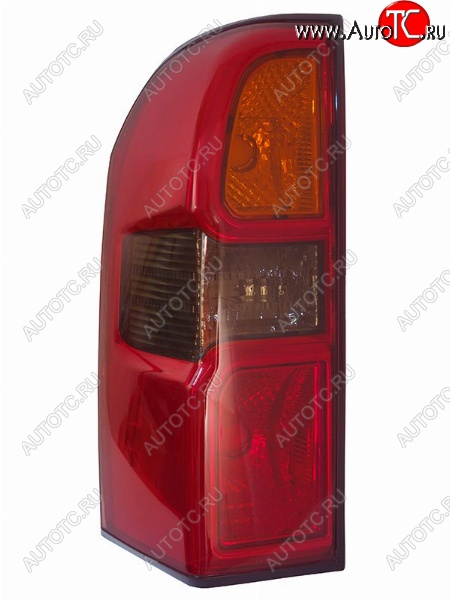 3 699 р. Левый фонарь (рестайлинг) SAT  Nissan Patrol  5 (2004-2010)