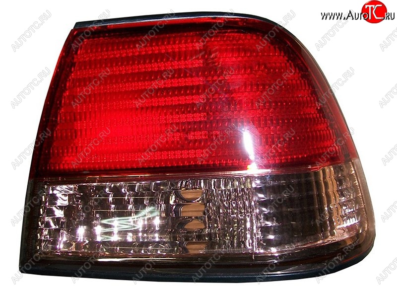 2 859 р. Правый фонарь (внешний/розовая полоса) SAT  Nissan Sunny  B15 (1998-2004)