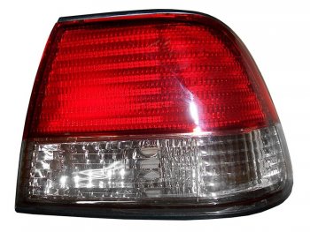 3 399 р. Правый фонарь (внешний/белая полоса) SAT  Nissan Sunny  B15 (1998-2004). Увеличить фотографию 1