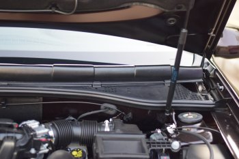 2 889 р. Накладка в проем стеклоочистителей переднего стекла (жабо) Petroil Tuning Nissan Terrano D10 дорестайлинг (2013-2016). Увеличить фотографию 5