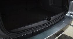 Пластиковый порожек в багажник автомобиля RA Nissan Terrano D10 рестайлинг (2016-2022)