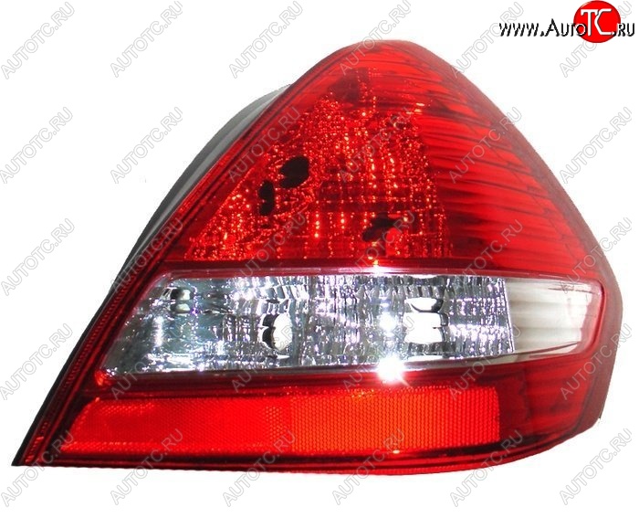 3 299 р. Правый фонарь SAT  Nissan Tiida  1 седан (2007-2010)