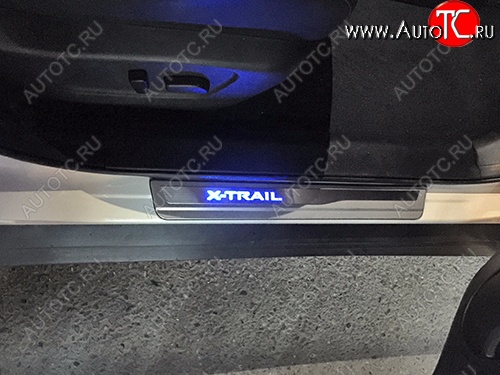 4 399 р. Накладка порога двери нерж. Nissan X-Trail 2014+  Nissan X-trail  3 T32 (2013-2022)