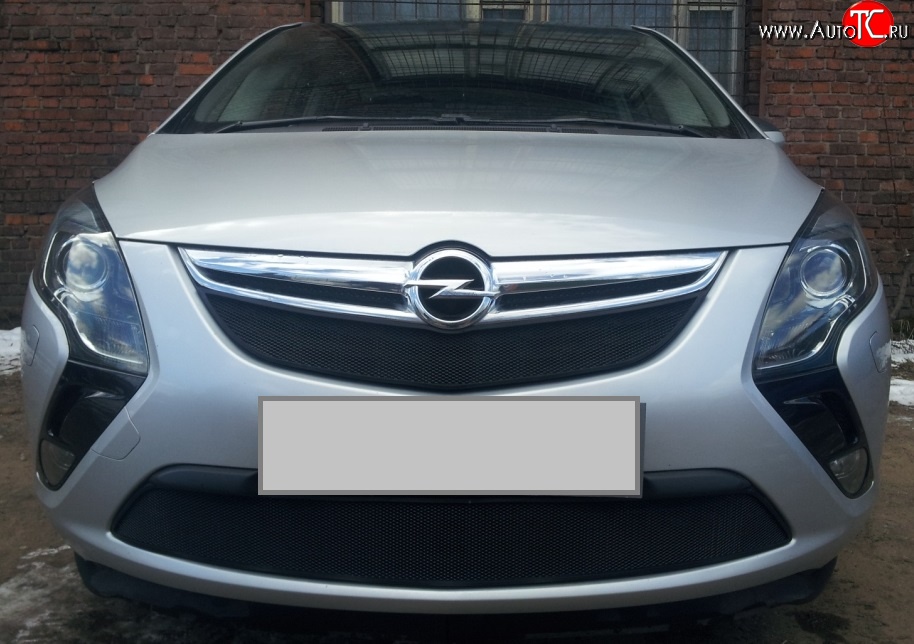 1 469 р. Нижняя сетка на бампер Russtal (черная) Opel Zafira С дорестайлинг (2011-2016)