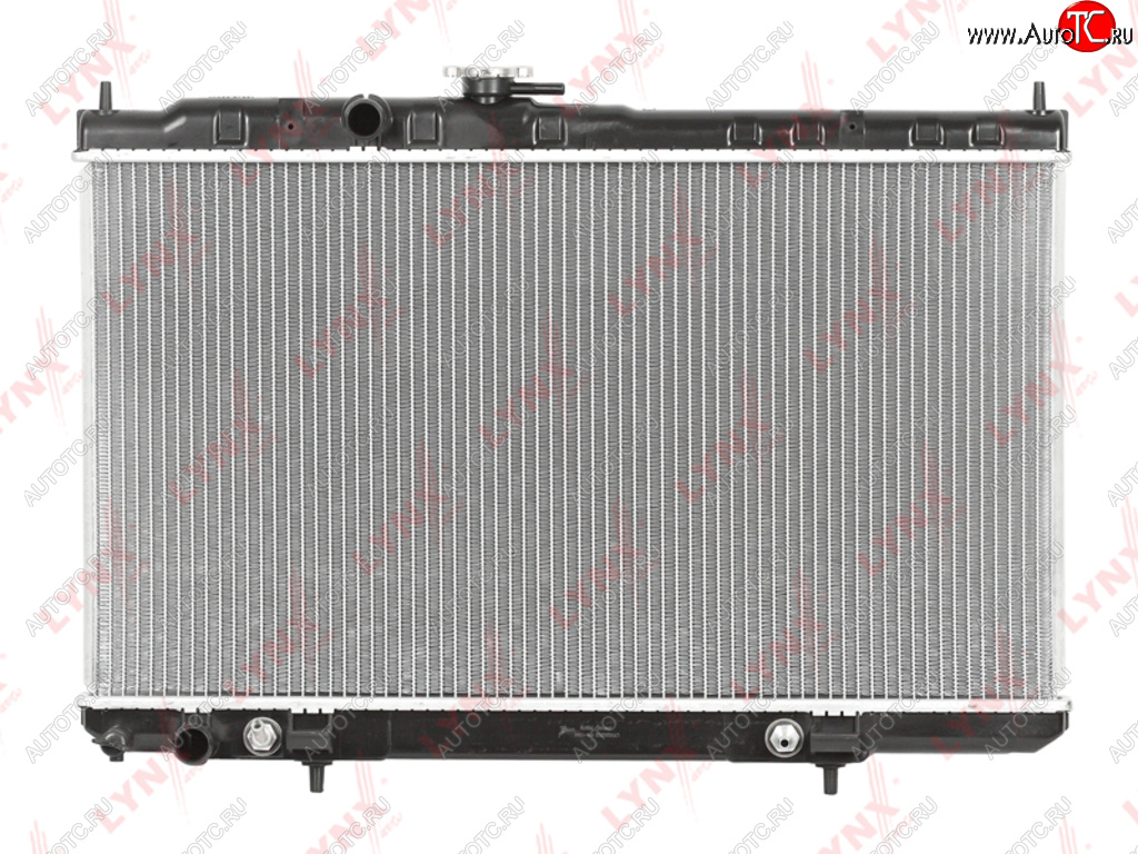 Радиатор NISSAN Almera (06-12) охлаждения двигателя LYNX rb1098