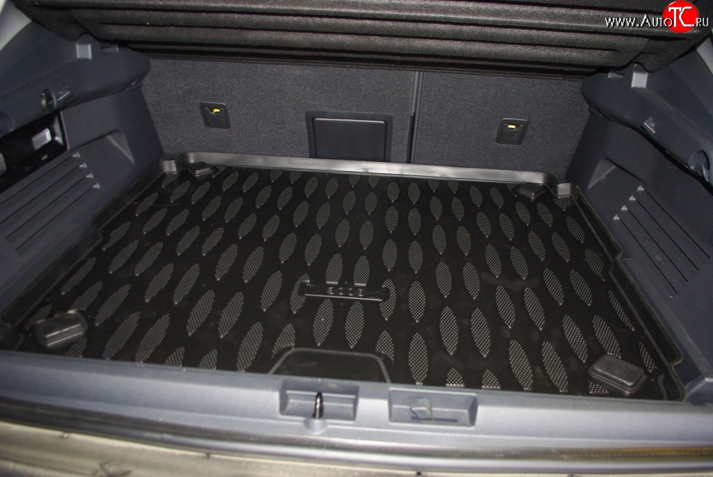 1 039 р. Нижний коврик в багажник Aileron (полиуретан)  Peugeot 3008 (2013-2017)
