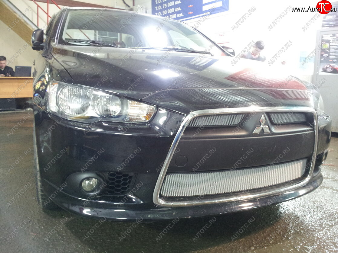 Защитная решетка радиатора Mitsubishi Lancer X (Митсубиси Лансер X) 2012 верх и низ черная