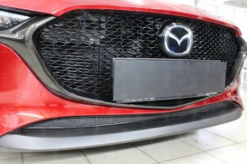 3 599 р. Защитная сетка в бампер (низ, ячейка 4х10 мм) Alfeco Премиум Mazda 3/Axela BP хэтчбэк (2019-2024) (Чёрная). Увеличить фотографию 3