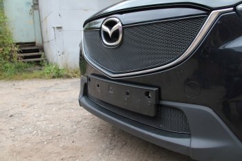 5 799 р. Защитная сетка в бампер (верх, без парктроника, ячейка 4х10 мм) Alfeco Премиум  Mazda CX-5  KE (2011-2014) (Чёрная). Увеличить фотографию 2
